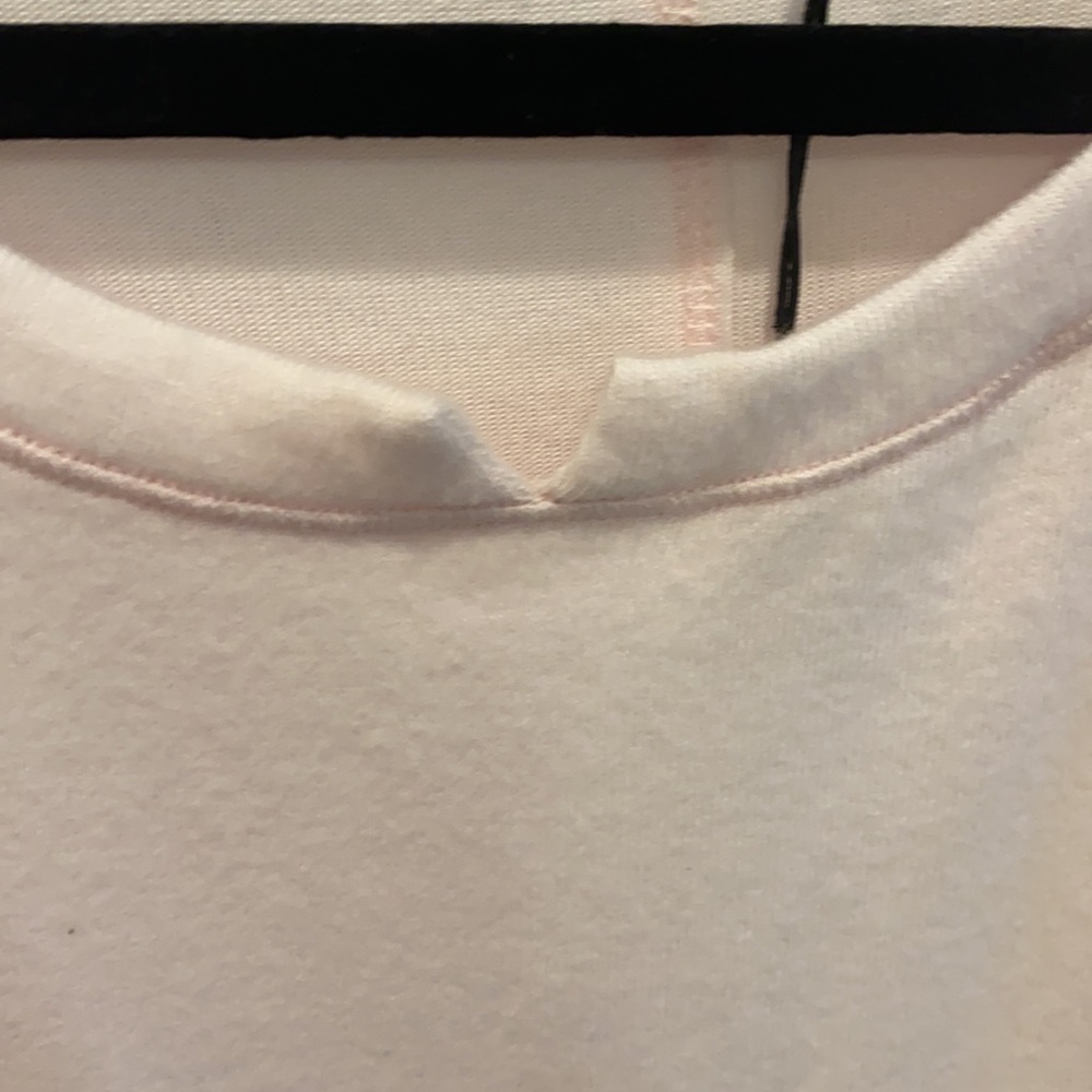 Michael stars super soft light pink sweater - Picture 3 of 9
